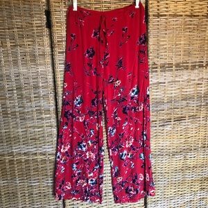 Angie Red Floral Patterned Pants size small